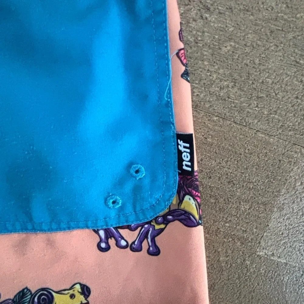 Neff mens‎ shorts Medium